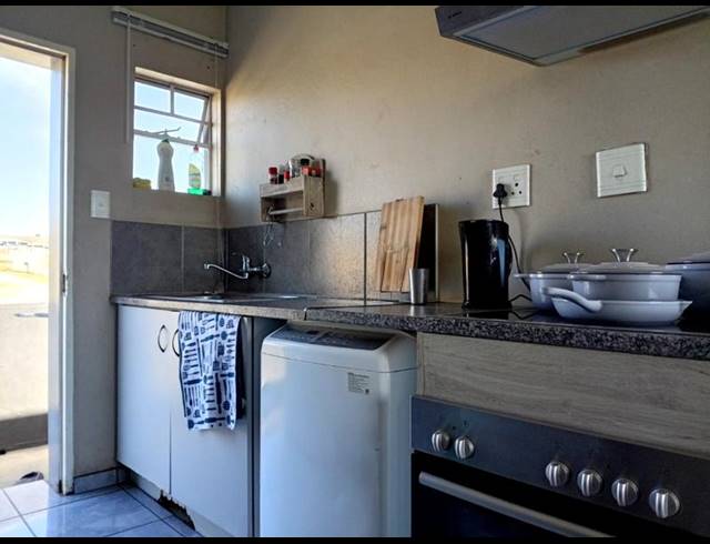 2 BEDROOM APARTMENT FOR SALE IN FLEURHOF